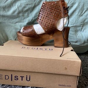 Bed stu log leather shoe